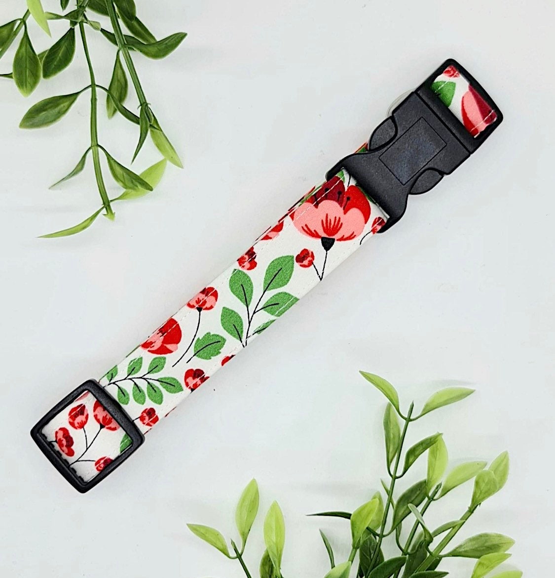 Bright and beautiful poppy print Dog Collar - Wholesale