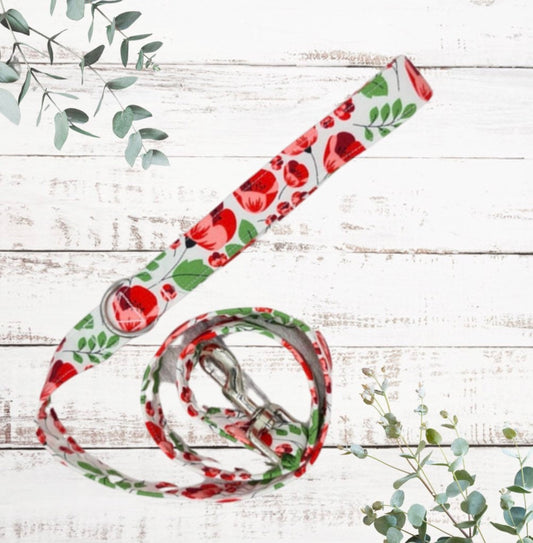 Bright and beautiful Poppy print dog lead with d ring