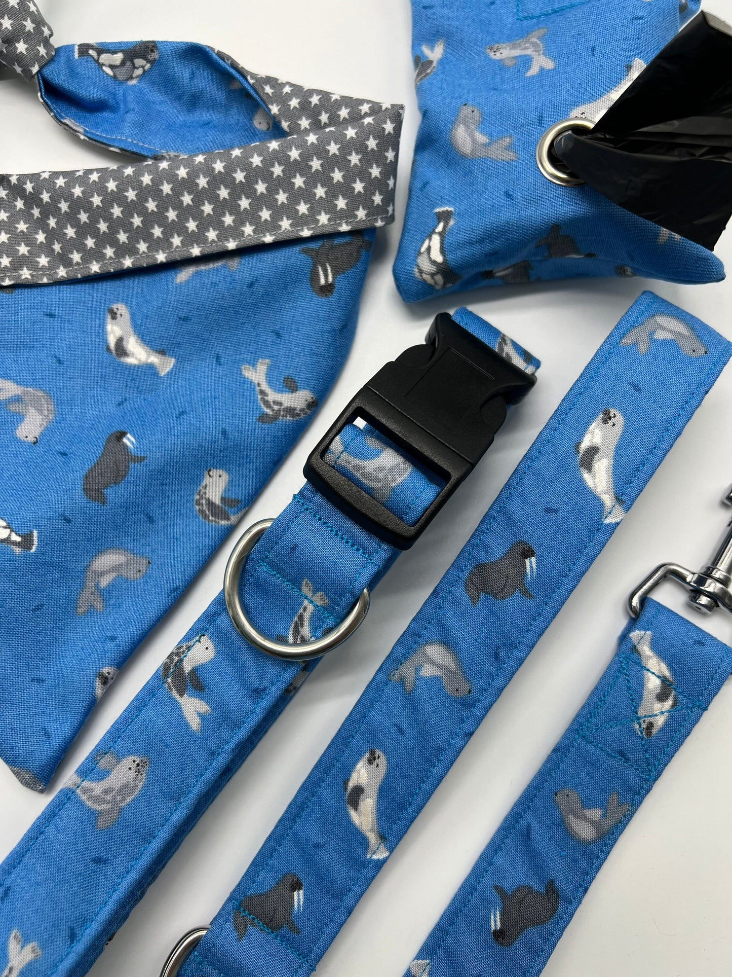 St Ives Seal reversible dog bandana