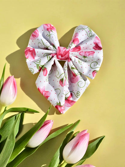 Tulips bow