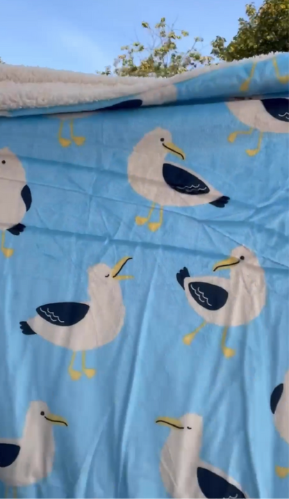 Gulls just wanna have fun Dog blanket