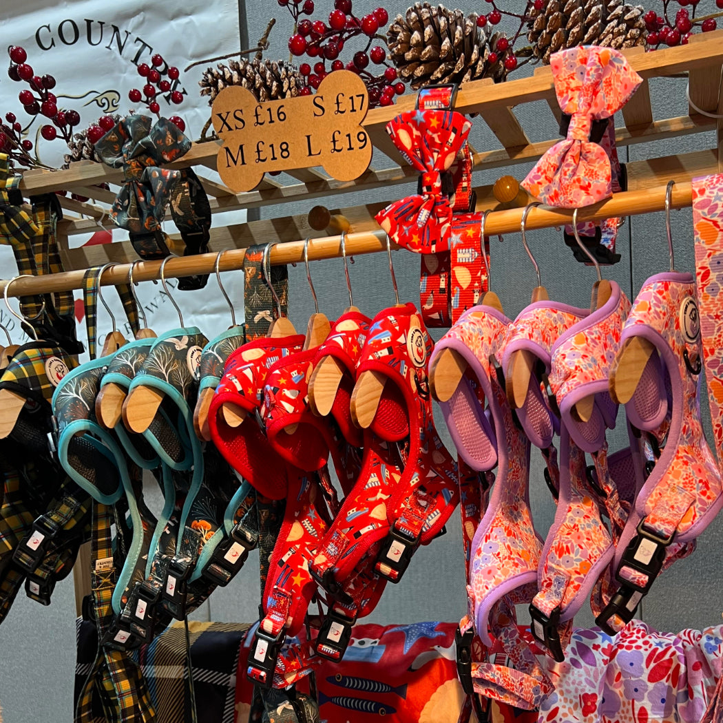 Tide & Country wholesale dog harnesses display