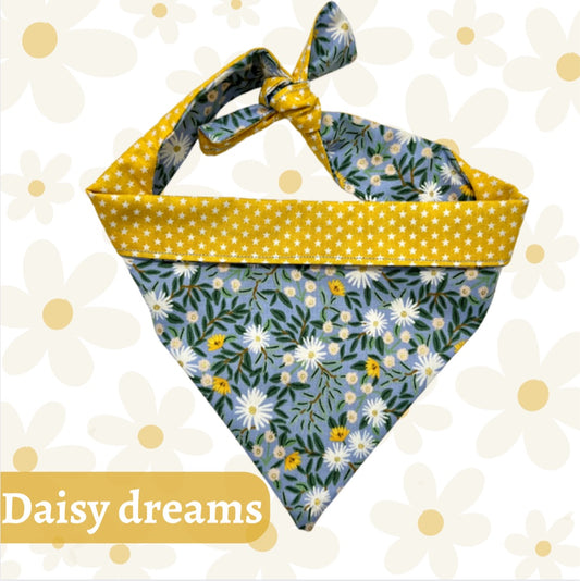 Daisy Dreams reversible dog bandana